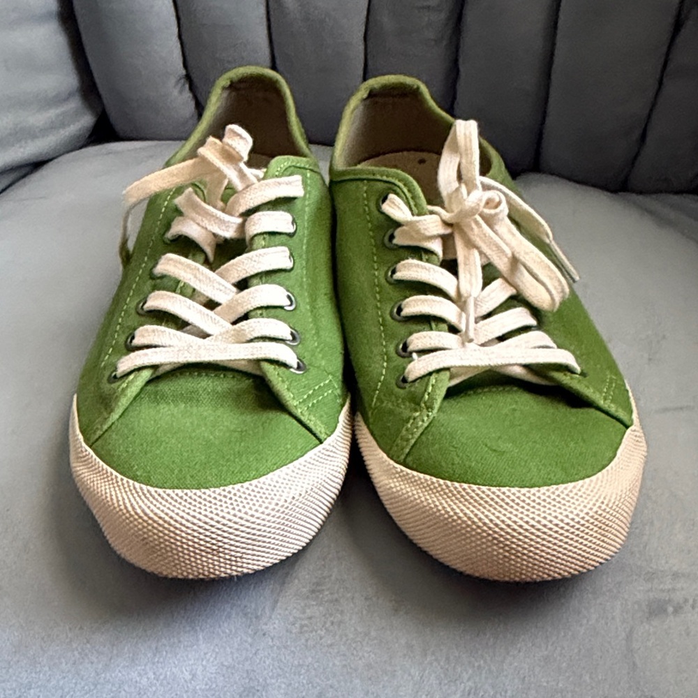SeaVees Monterey Cactus Green Sneakers with White Accents 8.5 - Picture 10 of 12